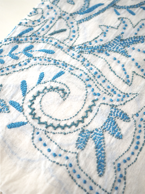 USED ZAKKA』TARA BLANCA ターラ ブランカ コットン製 ストール/刺繍 WHITE
